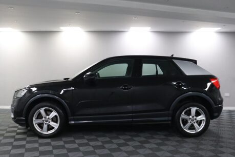 Audi Q2 TFSI SPORT 21