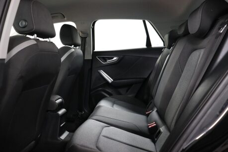 Audi Q2 TFSI SPORT 28