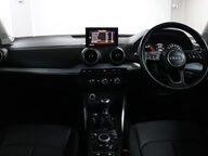 Audi Q2 TFSI SPORT 27