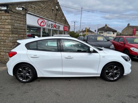 Ford Focus ST-LINE 7