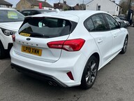 Ford Focus ST-LINE 8