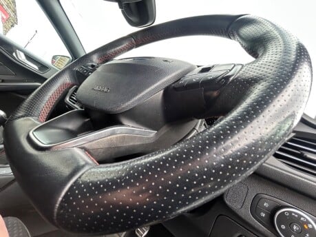 Ford Focus ST-LINE 17