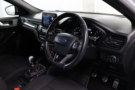 Ford Focus ST-LINE 3