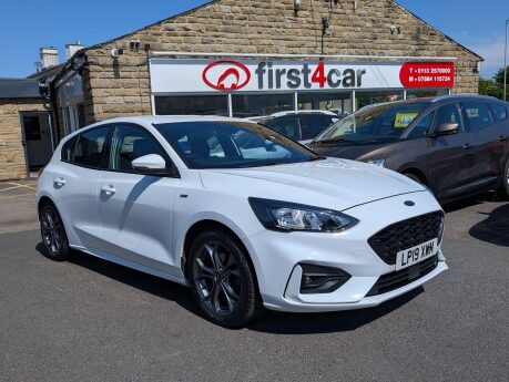 Ford Focus ST-LINE 6
