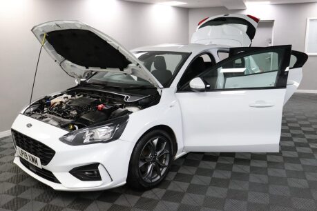 Ford Focus ST-LINE 16