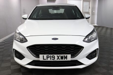 Ford Focus ST-LINE 2