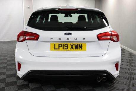 Ford Focus ST-LINE 9