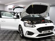 Ford Focus ST-LINE 16
