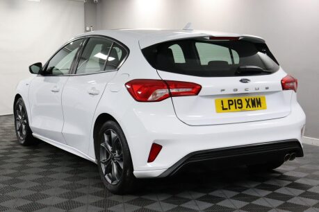 Ford Focus ST-LINE 11