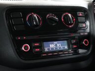 Volkswagen Up TAKE UP 37