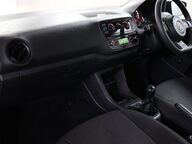 Volkswagen Up TAKE UP 34