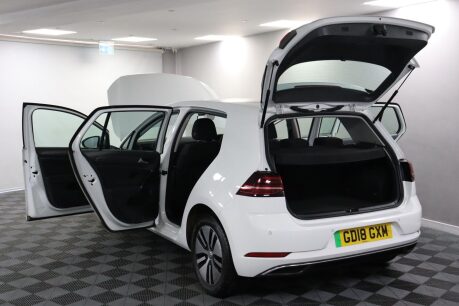 Volkswagen Golf E-GOLF 22