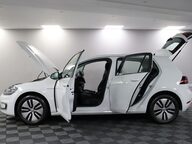 Volkswagen Golf E-GOLF 5