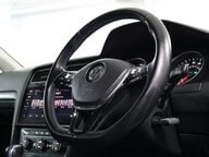 Volkswagen Golf E-GOLF 13