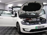 Volkswagen Golf E-GOLF 16