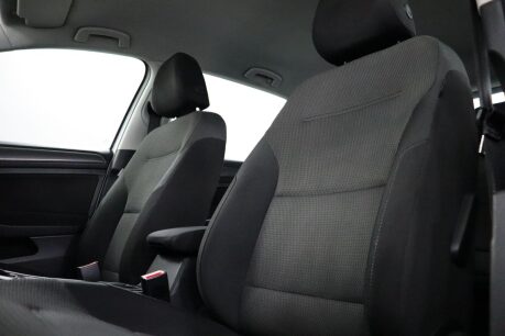 Volkswagen Golf E-GOLF 36