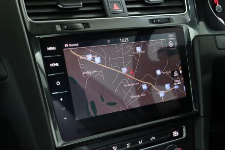 Volkswagen Golf E-GOLF 41