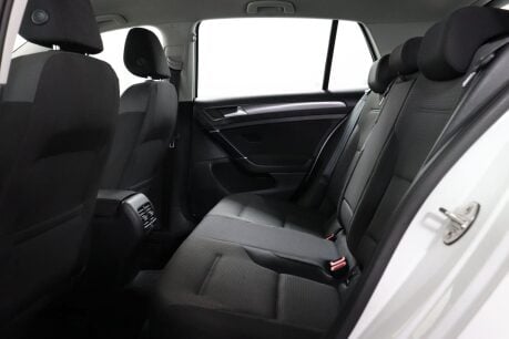 Volkswagen Golf E-GOLF 44