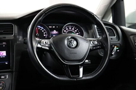 Volkswagen Golf E-GOLF 48