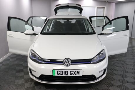 Volkswagen Golf E-GOLF 8