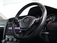 Volkswagen Golf E-GOLF 13