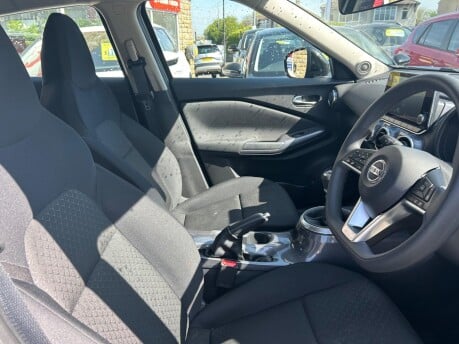 Nissan Juke DIG-T ACENTA 8