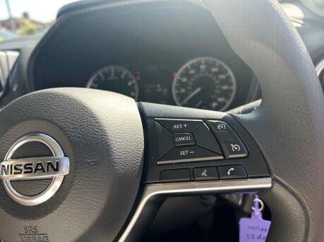 Nissan Juke DIG-T ACENTA 11