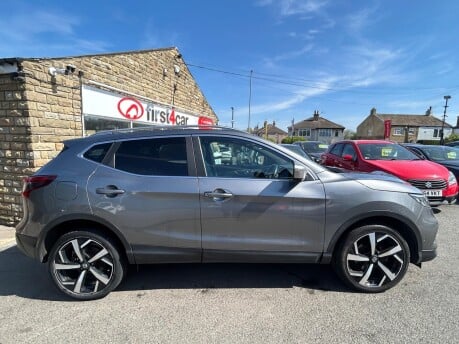 Nissan Qashqai TEKNA PLUS DIG-T 7