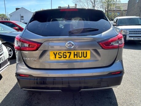 Nissan Qashqai TEKNA PLUS DIG-T 6