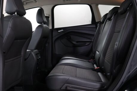 Ford Kuga TITANIUM EDITION TDCI 42