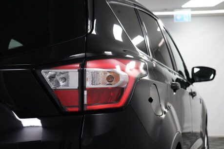 Ford Kuga TITANIUM EDITION TDCI 23
