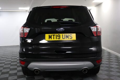 Ford Kuga TITANIUM EDITION TDCI 8