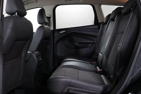 Ford Kuga TITANIUM EDITION TDCI 43