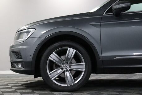 Volkswagen Tiguan MATCH TDI 4MOTION 27