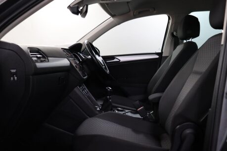 Volkswagen Tiguan MATCH TDI 4MOTION 43