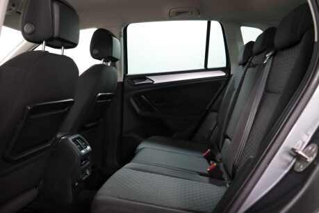 Volkswagen Tiguan MATCH TDI 4MOTION 42