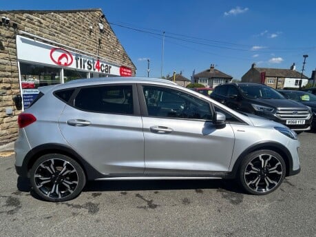 Ford Fiesta ACTIVE X EDITION MHEV 7