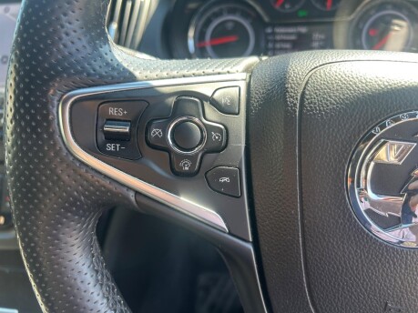 Vauxhall Insignia SRI NAV VX-LINE CDTI ECOFLEX S/S 12