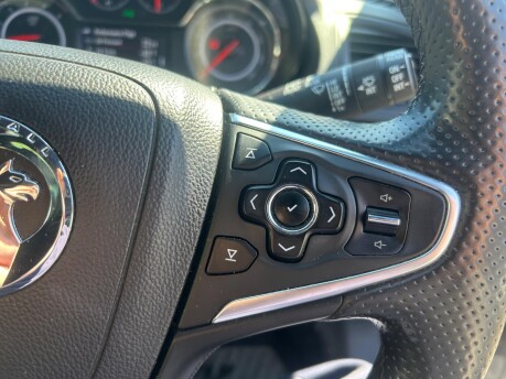 Vauxhall Insignia SRI NAV VX-LINE CDTI ECOFLEX S/S 13