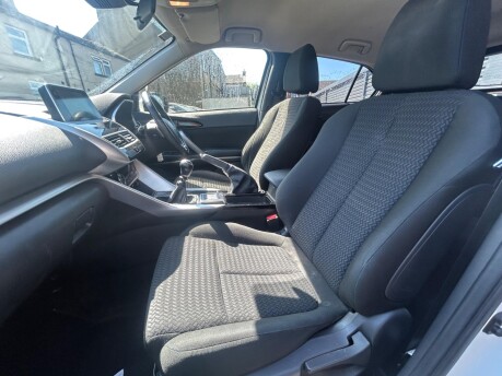 Mitsubishi Eclipse Cross 2 17