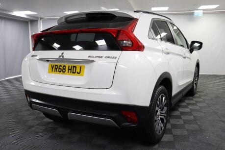 Mitsubishi Eclipse Cross 2 11