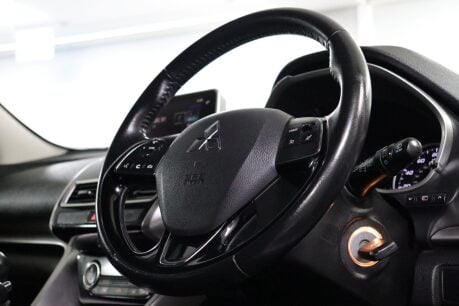Mitsubishi Eclipse Cross 2 12