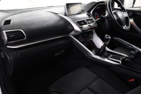 Mitsubishi Eclipse Cross 2 34