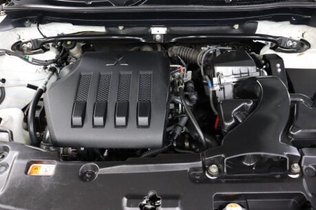 Mitsubishi Eclipse Cross 2 43