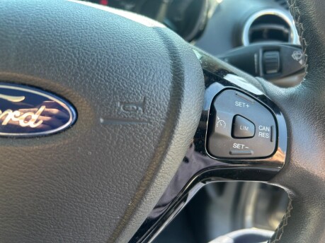 Ford Ka+ ZETEC 15