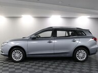 MG MG5 EXCLUSIVE 18