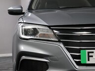 MG MG5 EXCLUSIVE 25