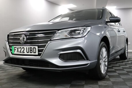 MG MG5 EXCLUSIVE 28