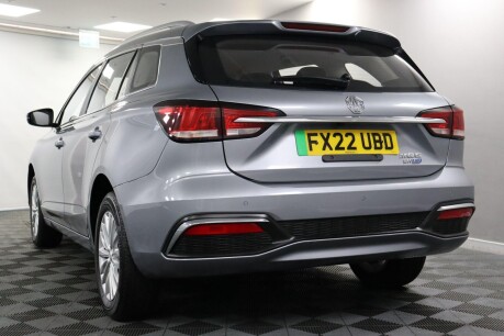 MG MG5 EXCLUSIVE 30