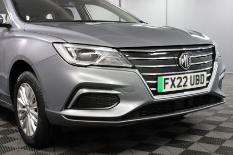 MG MG5 EXCLUSIVE 25
